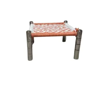 Strong steel frame ke saath handwoven rope mini pida.
